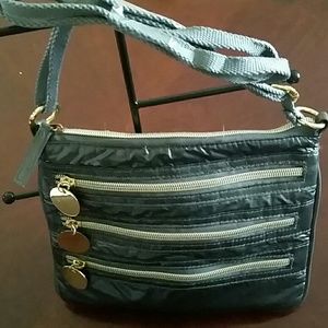 Zipper purse